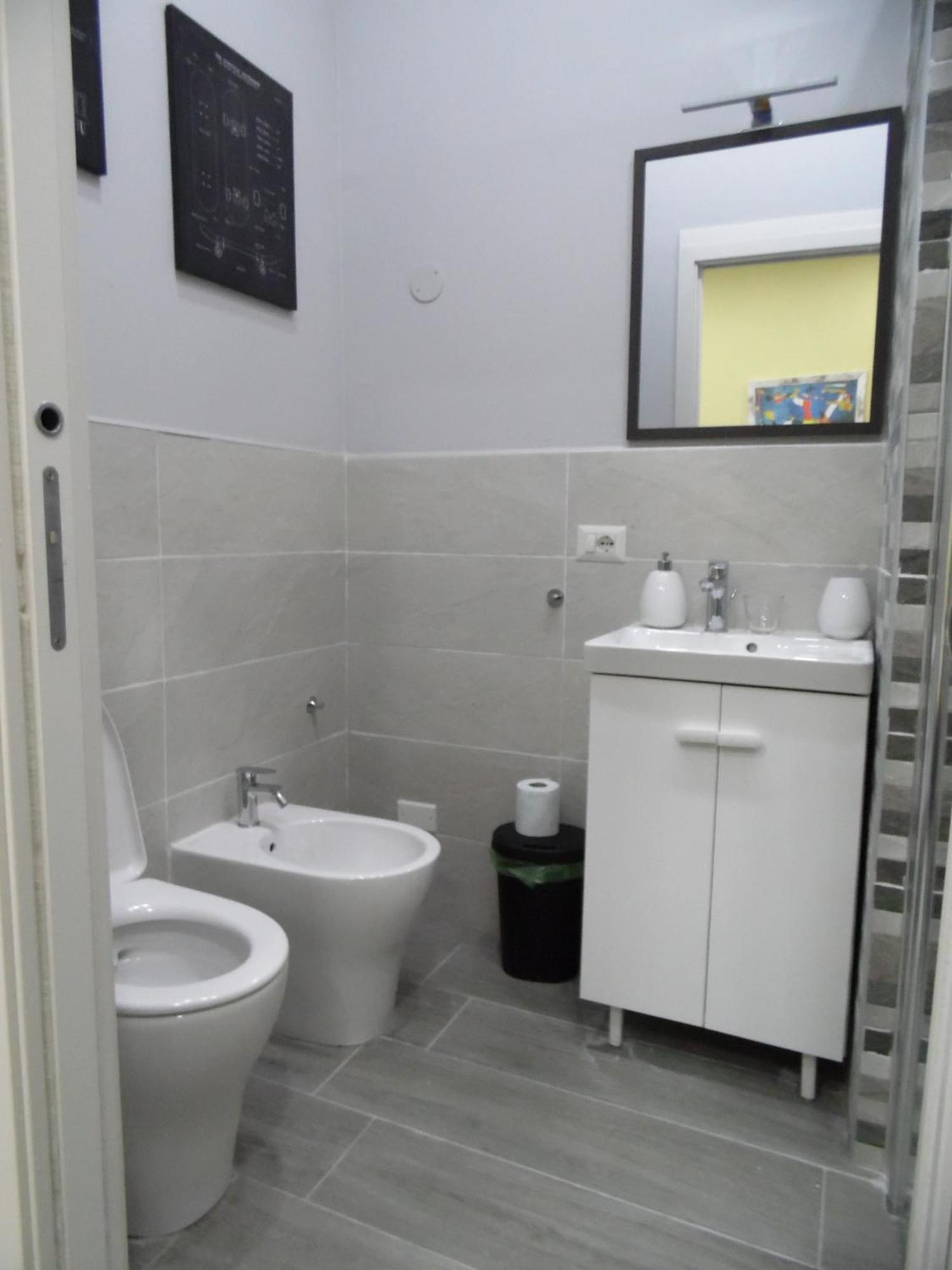 Mithra Apartment Centro Storico ナポリ エクステリア 写真